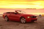 Ford Mustang GT Convertible 2005 года